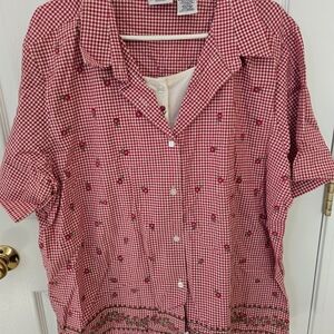 Bobbie Brooks woman plus size layered top